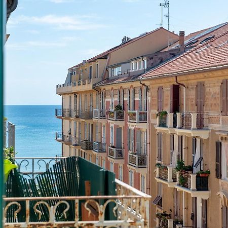 Appartamento Casa Alba La Casa Delle Coccole Savona Esterno foto