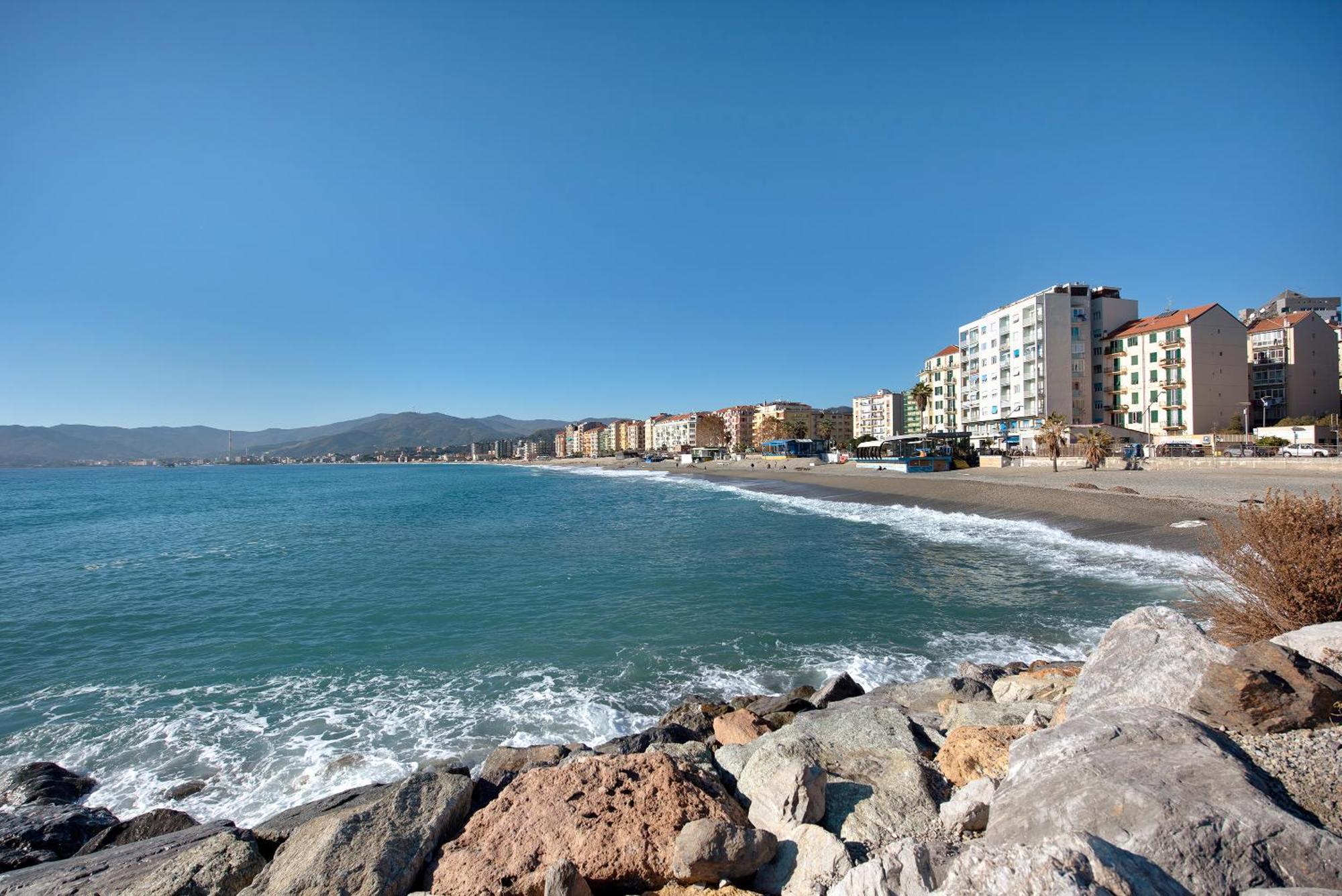 Appartamento Casa Alba La Casa Delle Coccole Savona Esterno foto